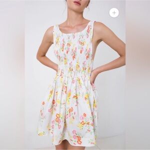 S/W/F Garden Party floral print smocked low-back mini dress - size small